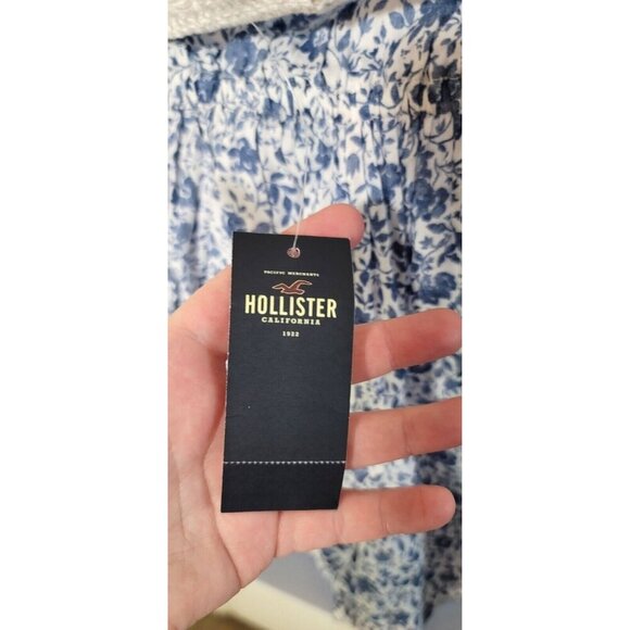 Hollister Womens sz XS romper shorts floral white embroidery stretch 3/4 sleeve - Picture 3 of 16